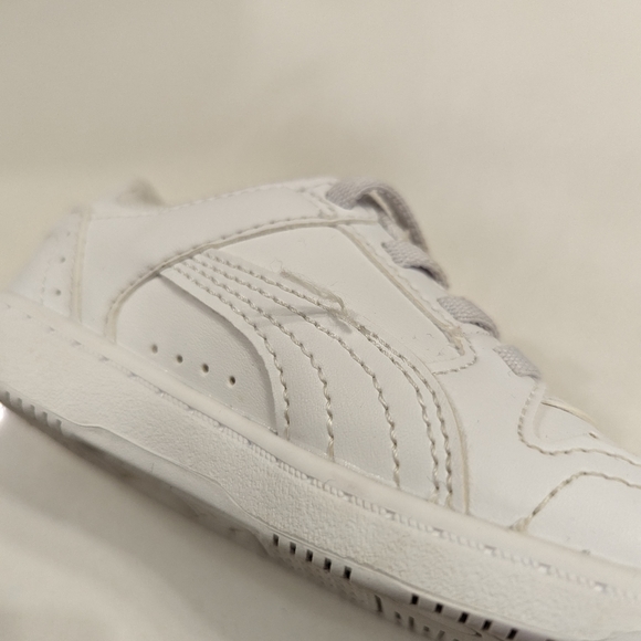 Puma baby white lace up shoes size 7 size 23 - Picture 11 of 12